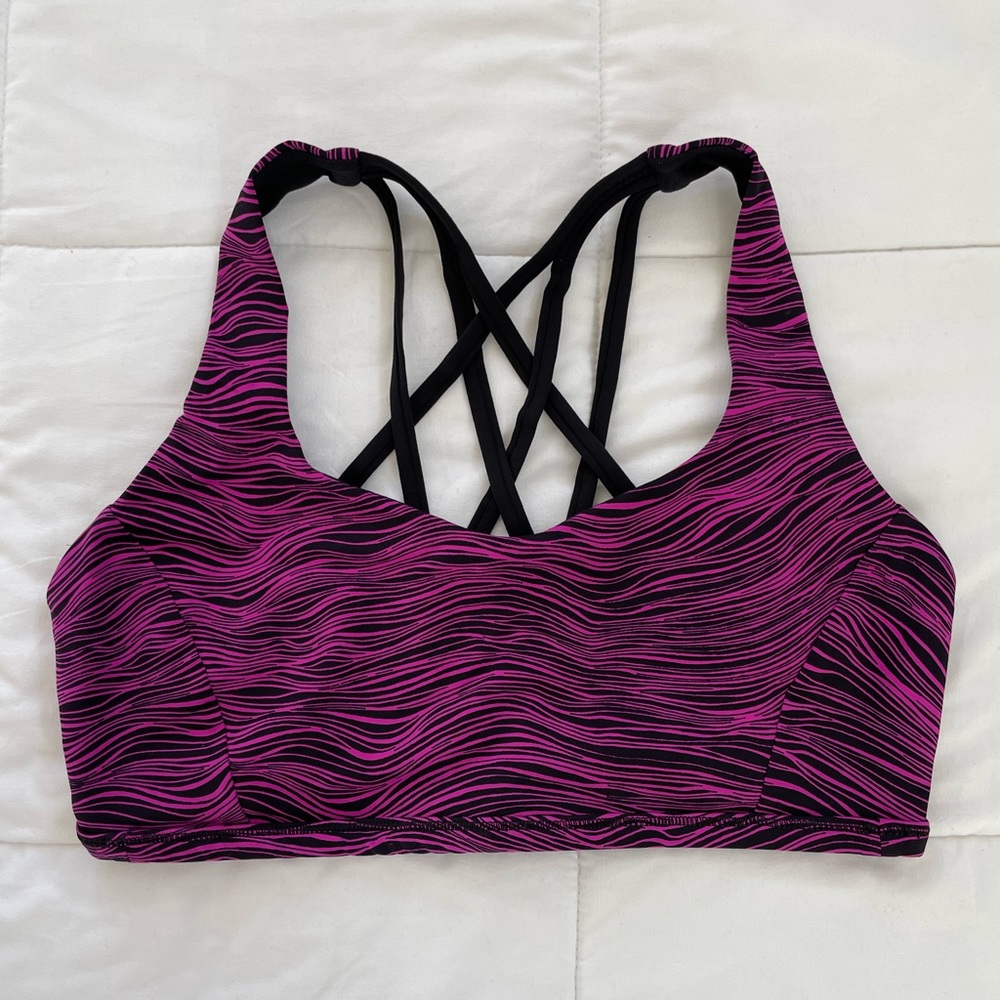 Lululemon Free To Be sports bra